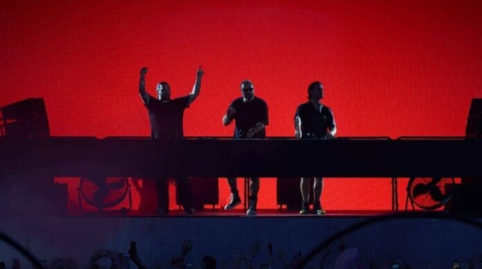 Swedish House Mafia enlist Mau P for club-ready touch on 'Ray of Solar' featuring four DJs.