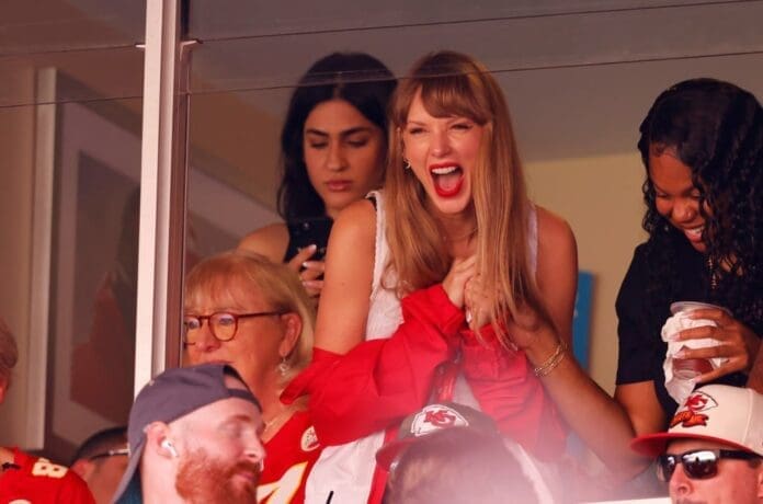 Taylor Swift attends the NFL game in Travis Kelce's suite.